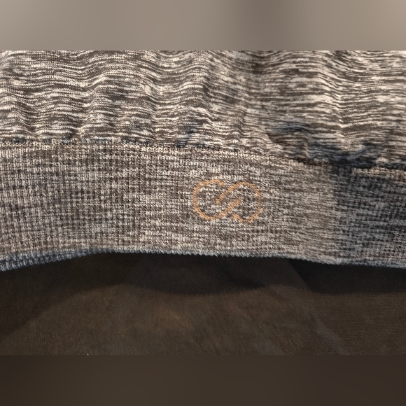 Calia By Carrie Underwood Grey Pink Peach Cross Strap Sports Bra Size XL - Picture 3 of 4